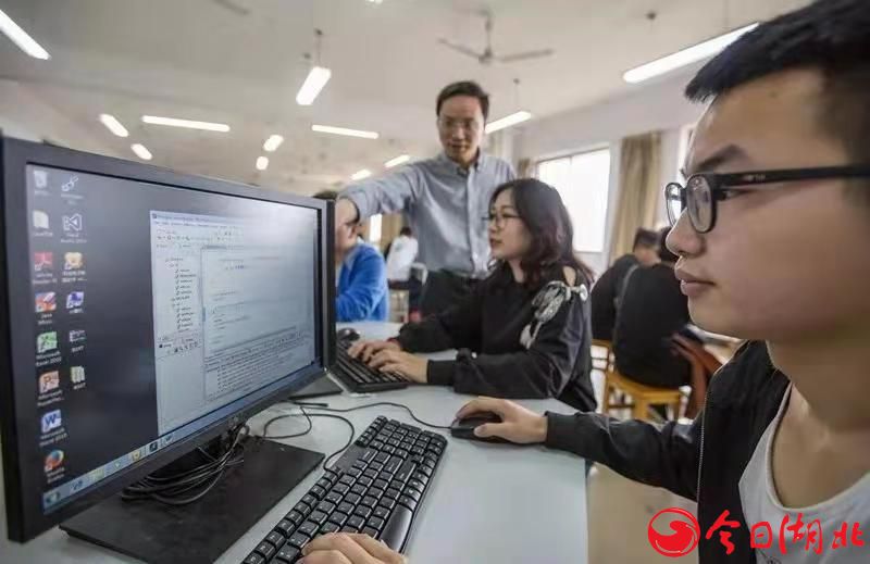 武汉工程科技学院四个教育项目获教育部产学合作协同育人项目立项2.jpg