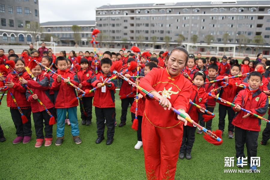 非遗进校园 文化有传承4.jpg