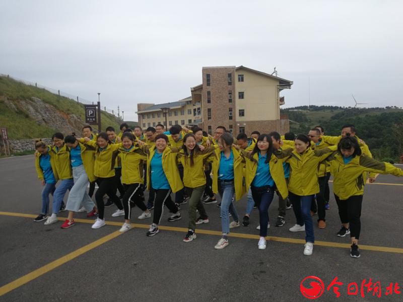 龙马精神，巾帼标兵4.jpg
