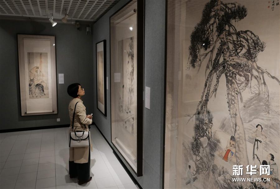 中国美术馆藏任伯年人物画特展在港开幕.jpg