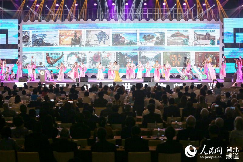 中国2019世界集邮展览在汉开幕 一大批珍品首次展出7.jpg