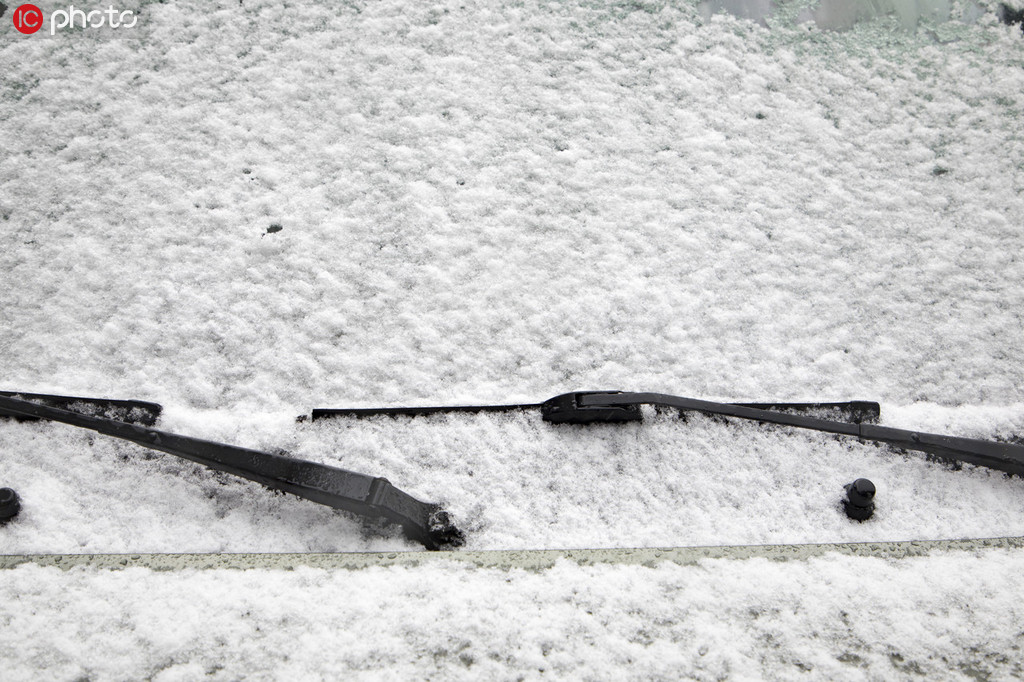 吉林最低气温零下3°C 降下今冬首场大雪4.jpg