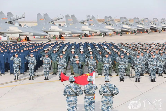 美媒:解放军靠近台海扩建空军基地，新建24座机堡
