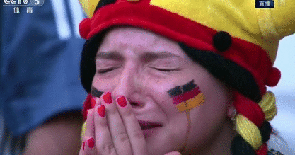 德国又在俄罗斯崩溃!穆勒痛哭 勒夫迷茫 球迷天塌了