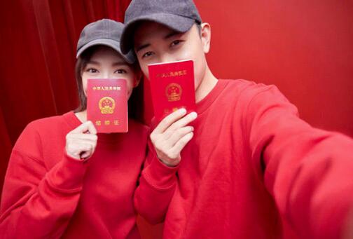 唐嫣和羅晉趕在雙十一前發婚訊虐狗了，穩住，這個節蘇寧陪你過