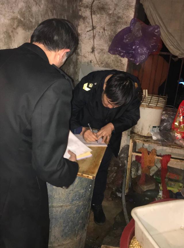 武汉市洪山区食药监局开展隐患大排查 取缔一批无证食品小作坊