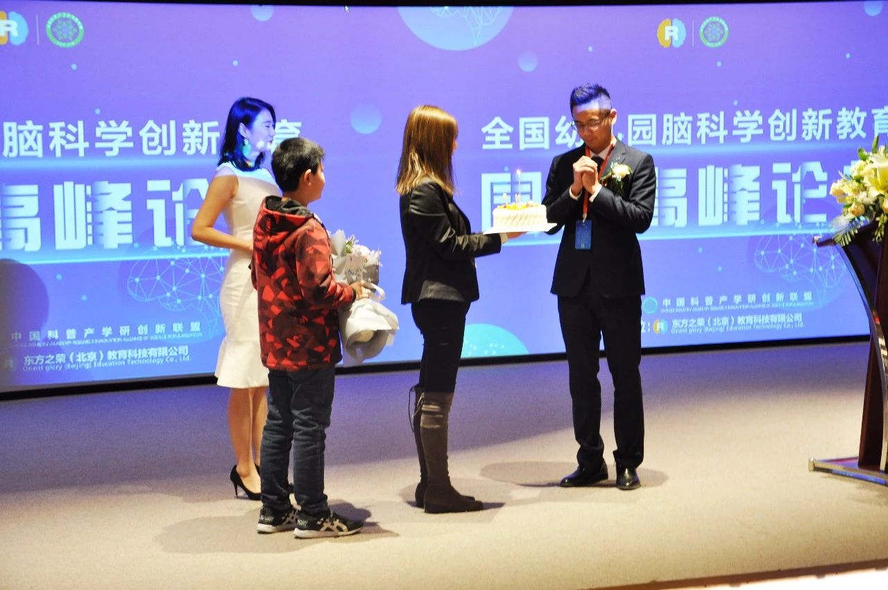 論壇 22