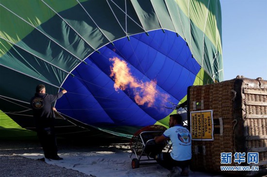 （国际）（3）首届卡帕多基亚国际热气球节开幕