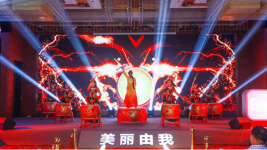 云图片