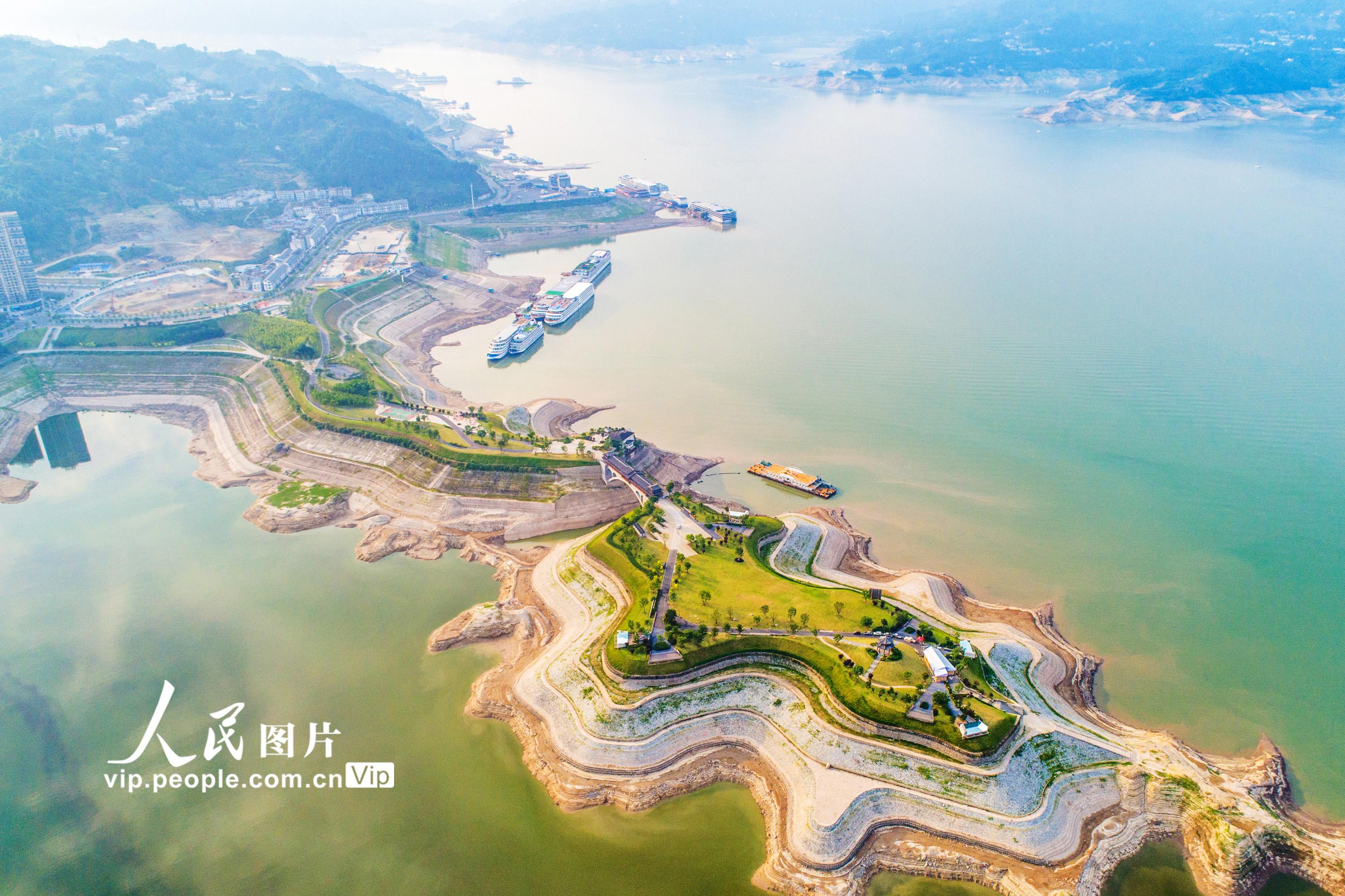 湖北宜昌：三峡水库完成2021年水位消落任务
