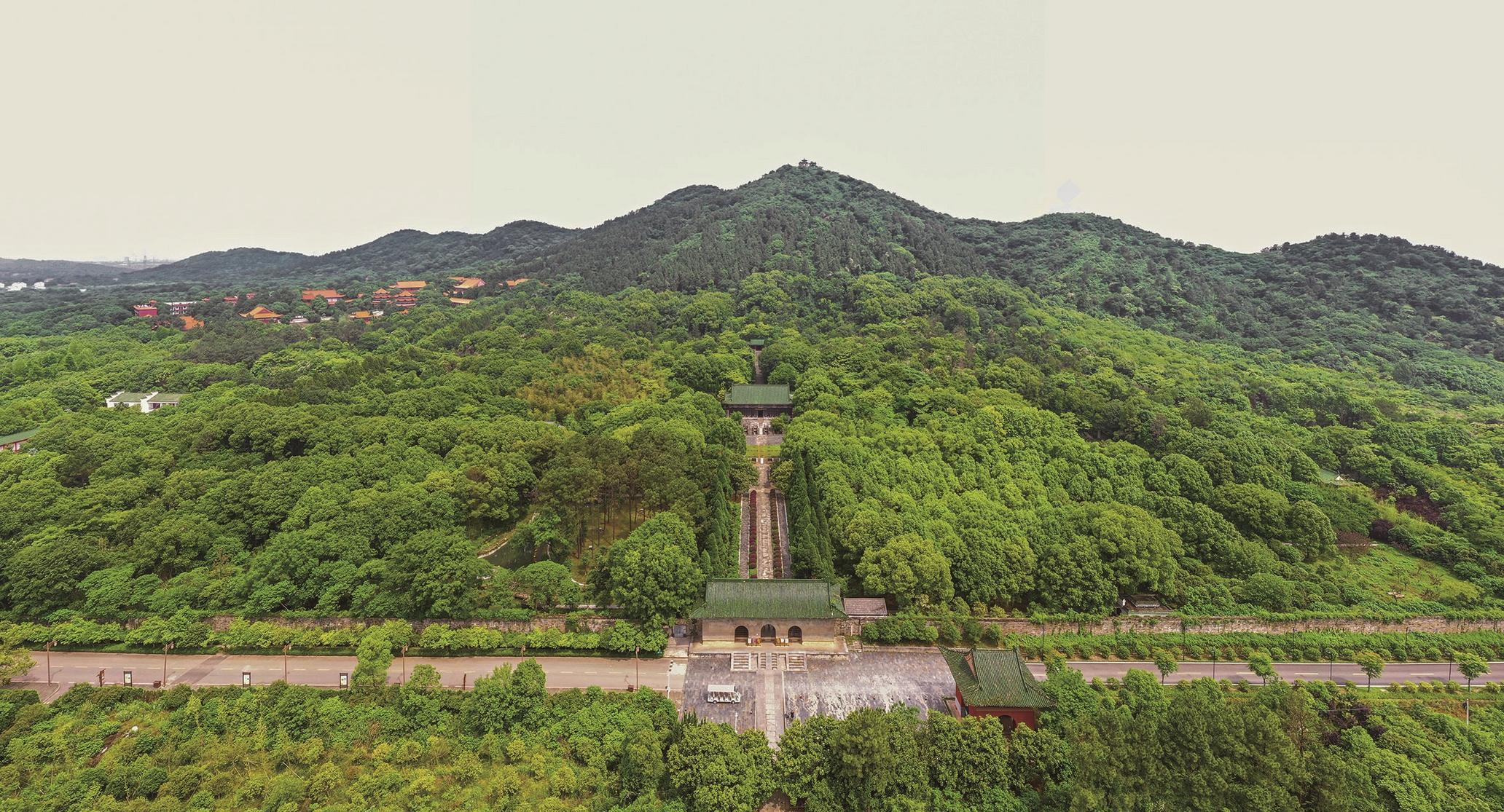 位于武漢市江夏區(qū)龍泉山的明楚王墓昭園 楚天都市報(bào)極目新聞?dòng)浾?鄒斌攝