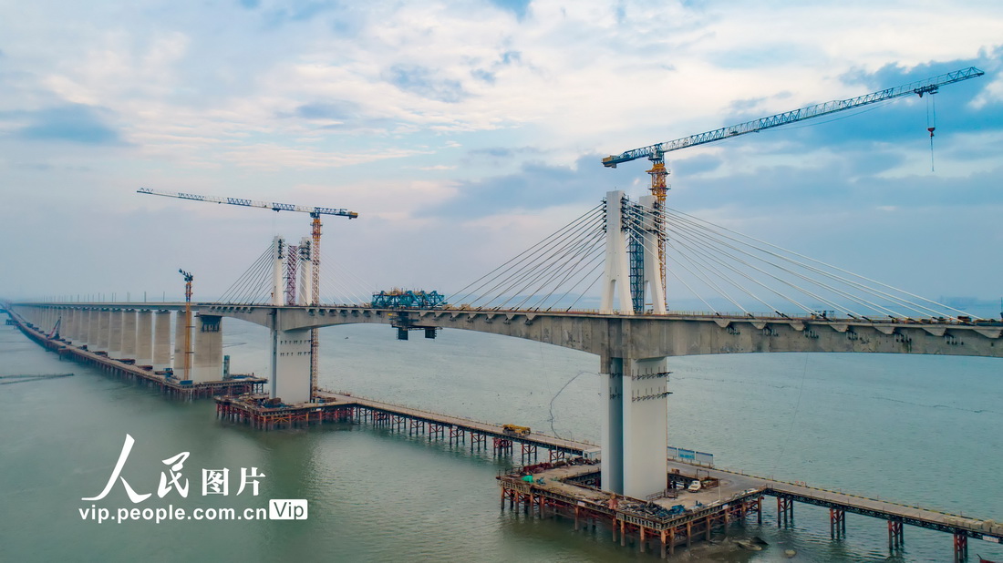 福厦高铁湄洲湾跨海大桥即将合龙