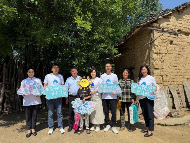 螢火微光 點(diǎn)亮希望 “小海豚”一對一幫扶走進(jìn)鐘祥市張集鎮(zhèn)雙廟畈村