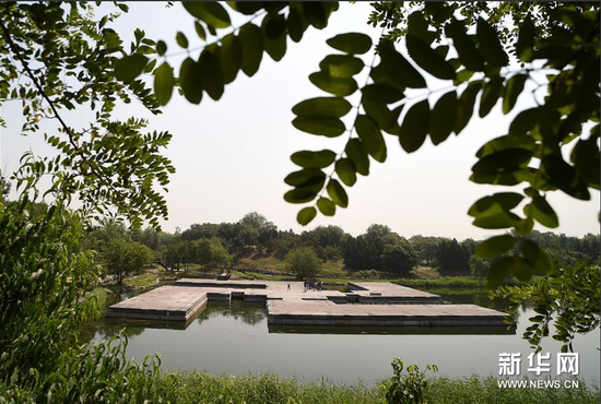 清整完成的圓明園萬方安和遺址對比 上